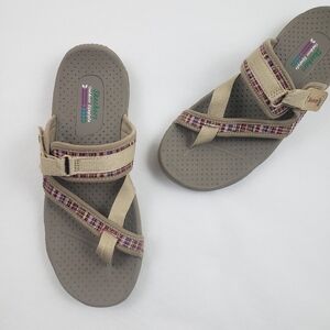 Skechers Reggae Women's Outdoor Lifestyles Day Dreamers Sandals Size 10 Taupe